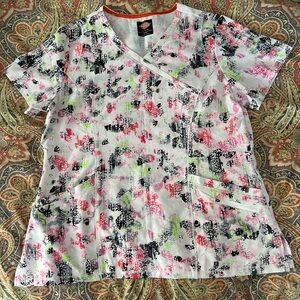 Dickies Women's Short Sleeve Printed Top - Pink and Green